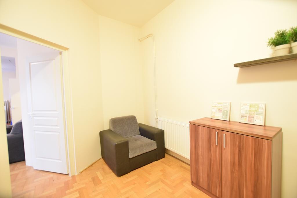 בודפשט Budget Apartment By Hi5 - Feherhajo מראה חיצוני תמונה
